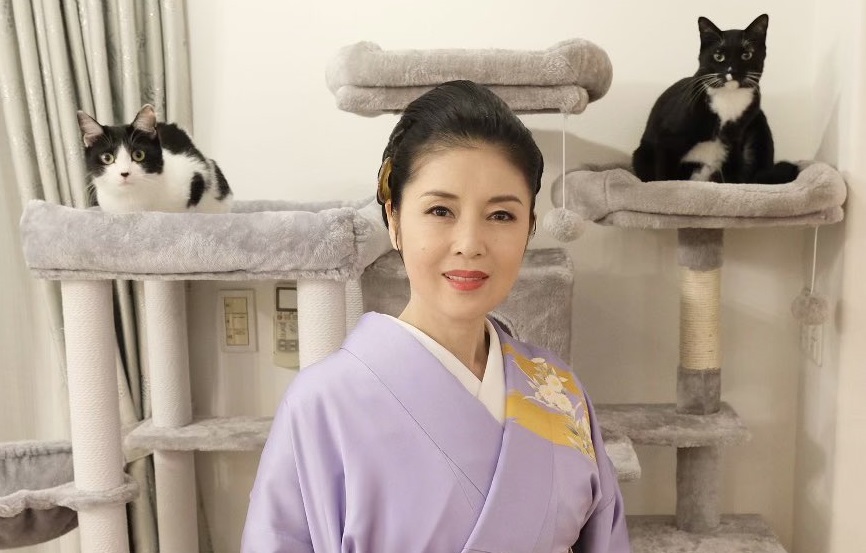 着物　藤あや子